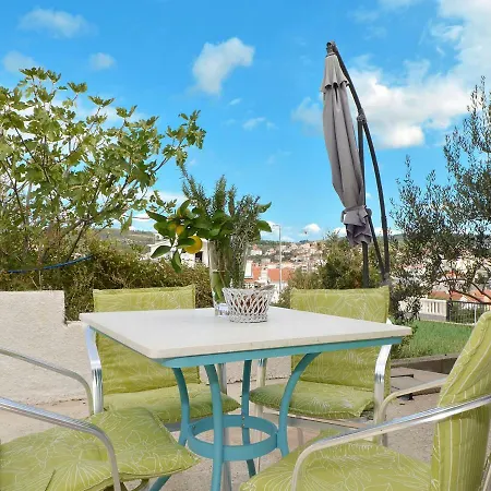 Apartamento Dondras Trogir